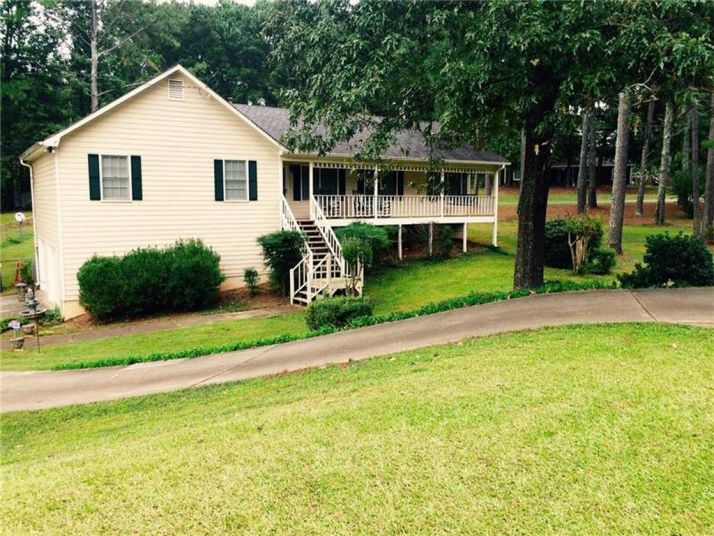 606 Wood Ridge Drive, Woodstock, GA 30189