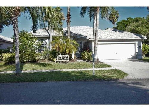 1544 NW 179 AV, Hollywood, FL 33029