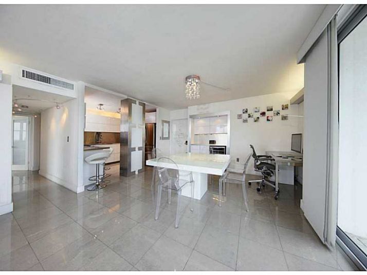 5838 COLLINS AV # 15C, Miami Beach, FL 33140