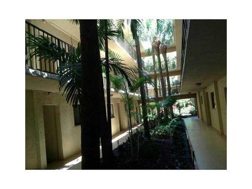 8025 SW 107 AV # 103, Miami, FL 33173