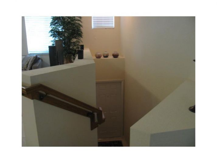 12600 SW 50 CT # 425, Hollywood, FL 33027