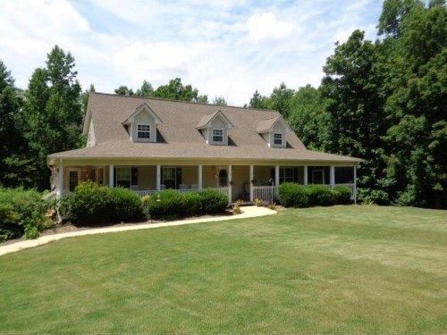 784 Lakeview Drive, Newborn, GA 30056