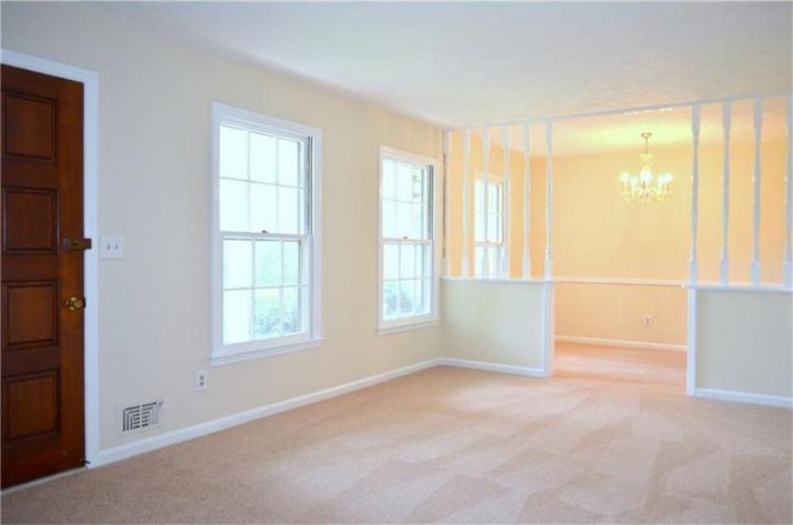 2202 Colonial Oak Way, Stone Mountain, GA 30087