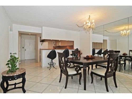 1050 93 ST # 6D, Miami Beach, FL 33154