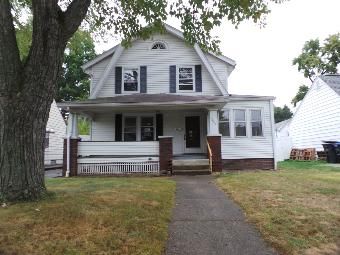 1235 Woodward Ave, Akron, OH 44310