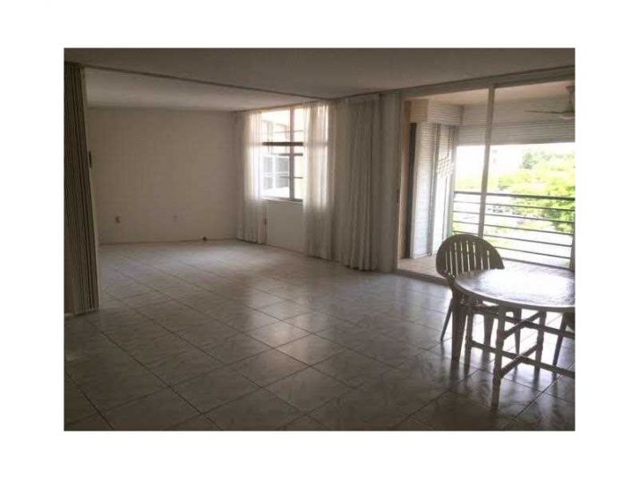 1100 SAINT CHARLES PL # 316, Hollywood, FL 33026