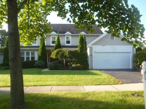 311 Haddon Circle, Vernon Hills, IL 60061