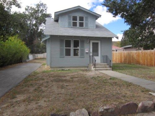 716 12th St, Rawlins, WY 82301