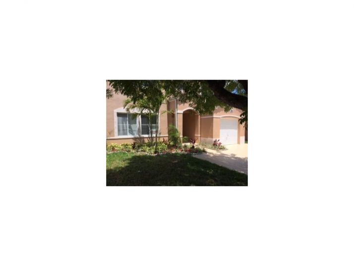 16325 SW 97 TE, Miami, FL 33196