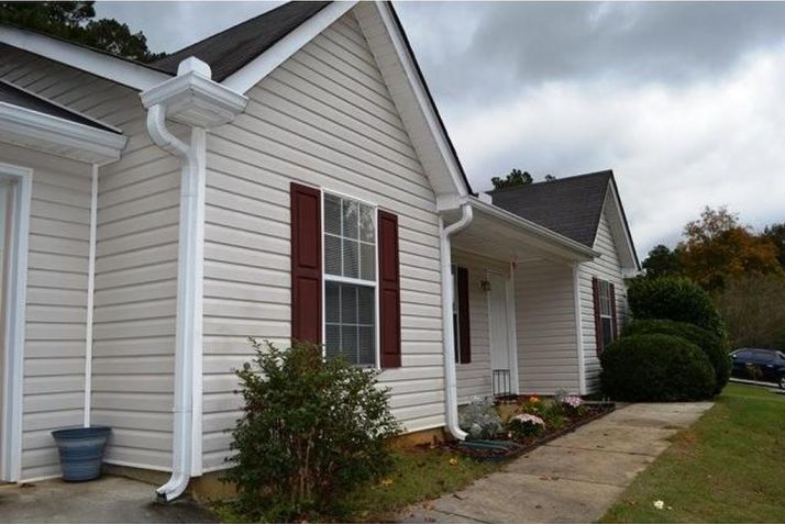 108 Hunters Lake Drive, Villa Rica, GA 30180