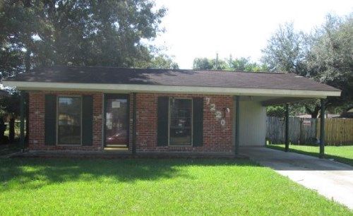 7220 Poinsettia Dr, Baton Rouge, LA 70812