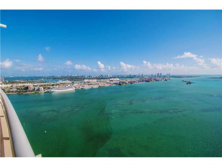 808 BRICKELL KEY DR # 3702, Miami, FL 33131