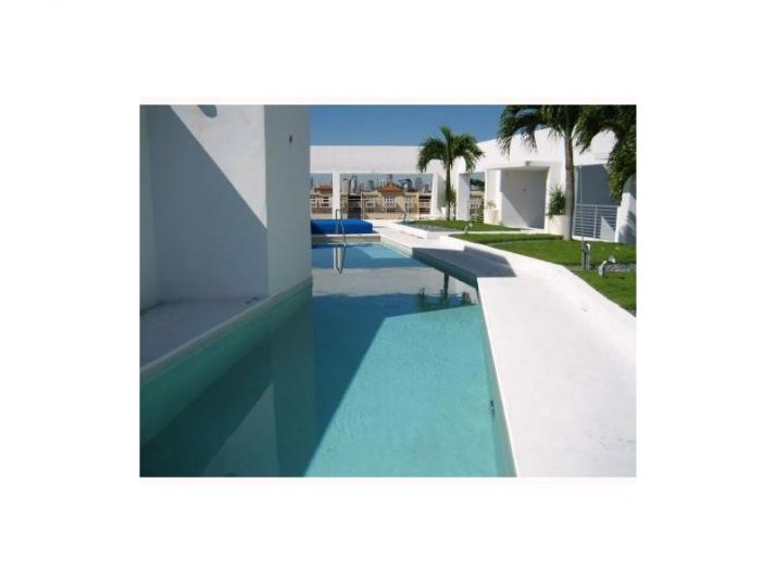 221 JEFFERSON AV # 10, Miami Beach, FL 33139