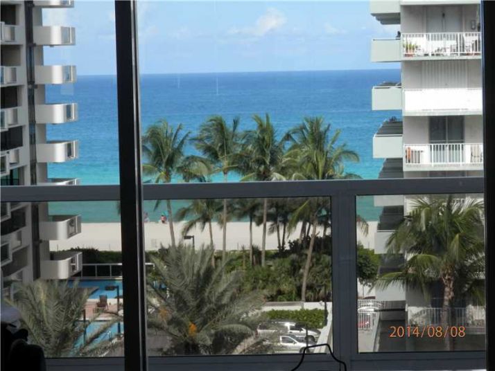 5700 COLLINS AV # 8B, Miami Beach, FL 33140