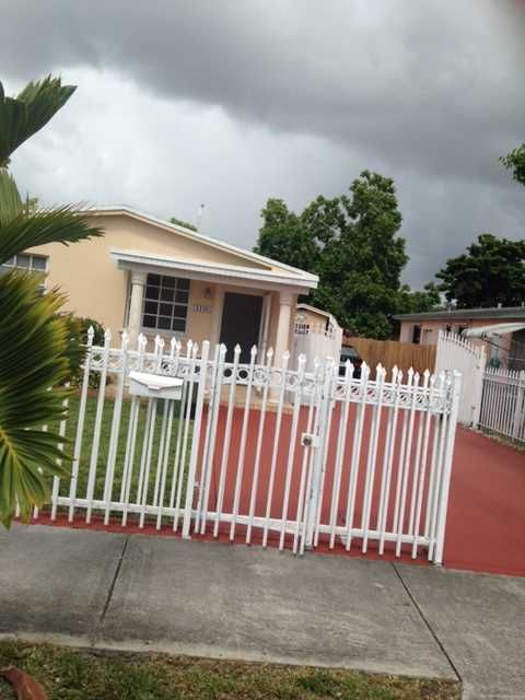 4196 E 10 CT, Hialeah, FL 33013