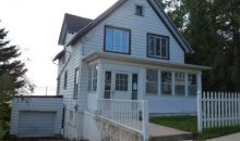 121 4th St Waukesha, WI 53188