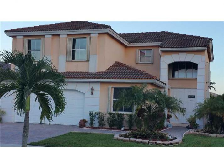 13232 SW 50 ST, Hollywood, FL 33027