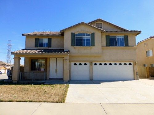 15071 Fawn Ct, Fontana, CA 92336