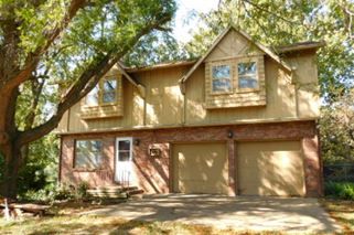 4825 NW Pottawatomie Rd, Topeka, KS 66618