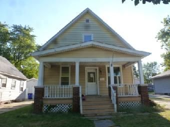 2154 N Church St, Decatur, IL 62526