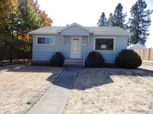 618 E Hoffman Ave, Spokane, WA 99207