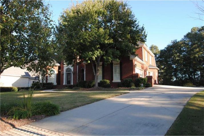 335 Grove Ridge Drive, Loganville, GA 30052