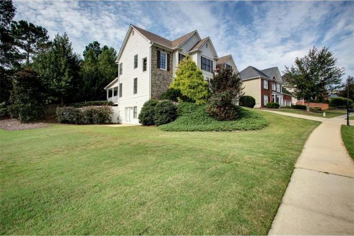 35 Westmead Place, Acworth, GA 30101