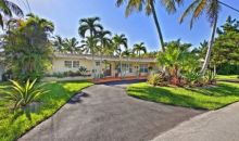 6121 TWIN LAKE DR Miami, FL 33143