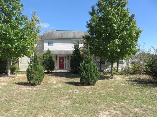 4700 Blue Ribbon Dr, Milton, FL 32583