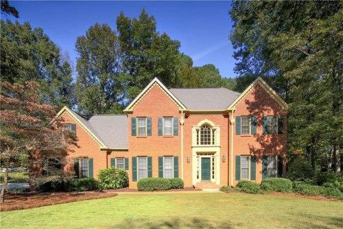 2710 Satinwood Drive, Roswell, GA 30076
