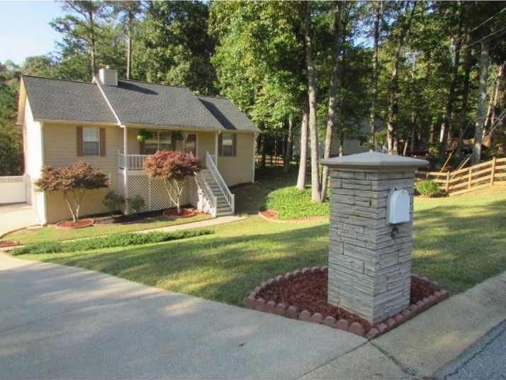 203 Peach Forest Place, Douglasville, GA 30134