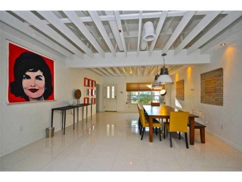 8033 NOREMAC AV, Miami Beach, FL 33141
