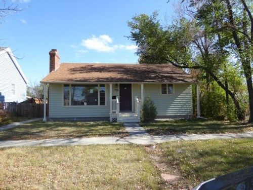 711 N Choteau Ave, Hardin, MT 59034