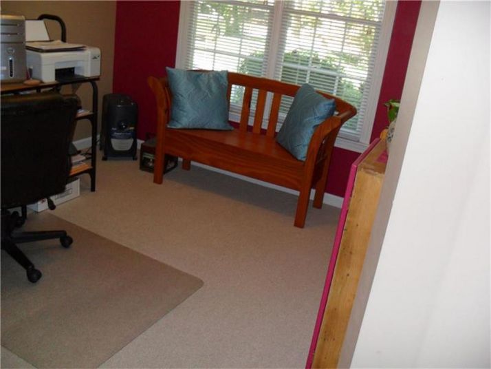 11 Vineyard Way, White, GA 30184