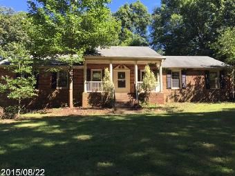 15456 Pine View Ln, Beaverdam, VA 23015