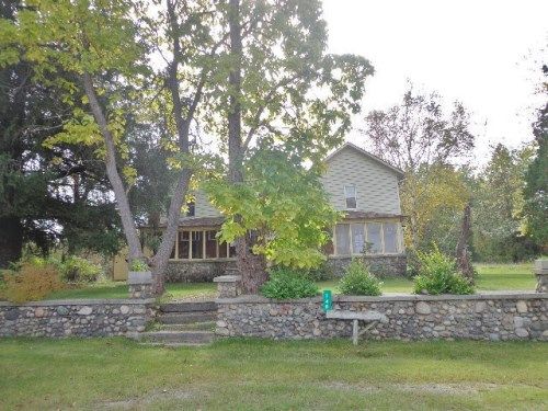 740 Spring St, Blanchard, MI 49310