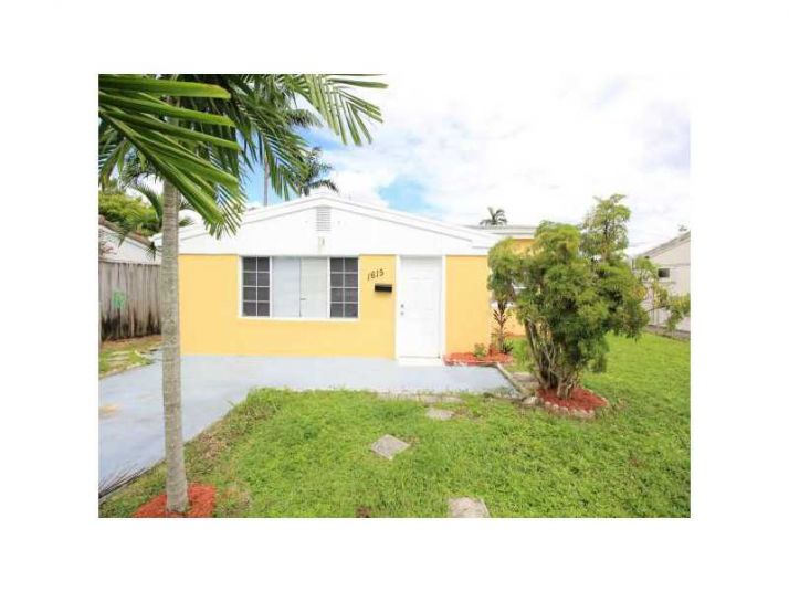 1615 NE 181 ST, Miami, FL 33162