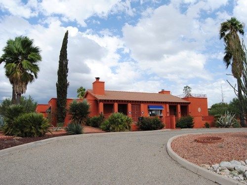 5381 E River Rd, Tucson, AZ 85718
