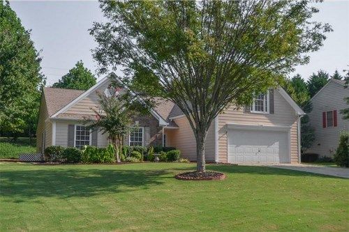 1515 Fairburn Drive, Cumming, GA 30040