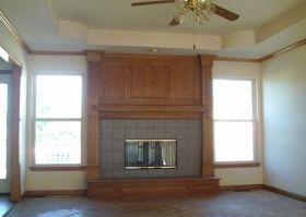 1706 Shelby Dr, Raymore, MO 64083