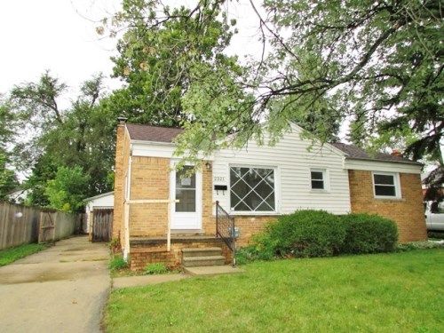 2321 Barstow Rd, Lansing, MI 48906