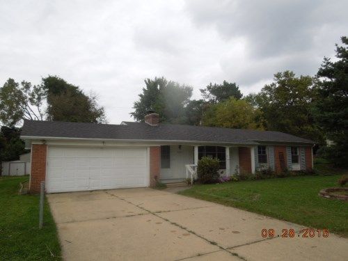 3722 Ridgefield Rd, Lansing, MI 48906