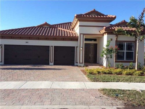 9111 EDGEWATER BND, Pompano Beach, FL 33076