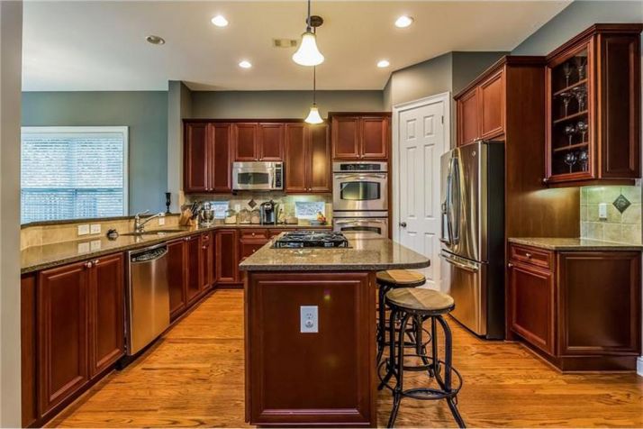 140 Kentworth Circle, Alpharetta, GA 30004