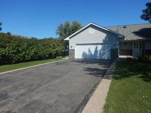 16200 Goodview Trl, Lakeville, MN 55044