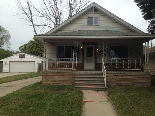 1815 Gillett St, Port Huron, MI 48060