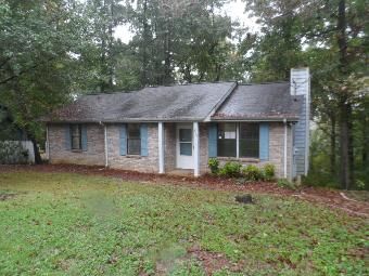 1816 Winding Way Dr, White House, TN 37188