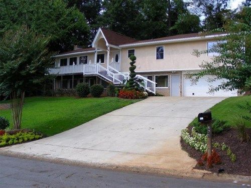 471 Joel Drive, Marietta, GA 30066
