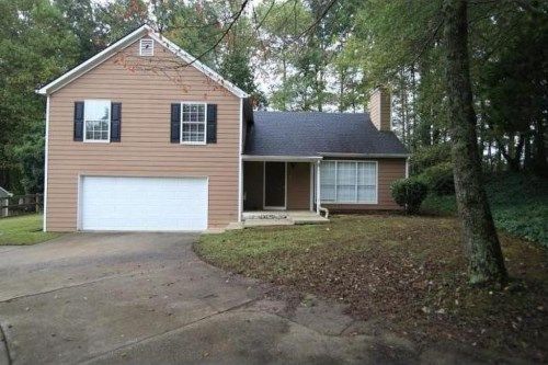 4462 Whitt Station Run, Acworth, GA 30101