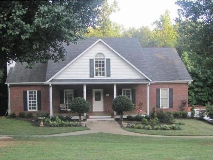 176 Hollow Springs Drive, Hiram, GA 30141